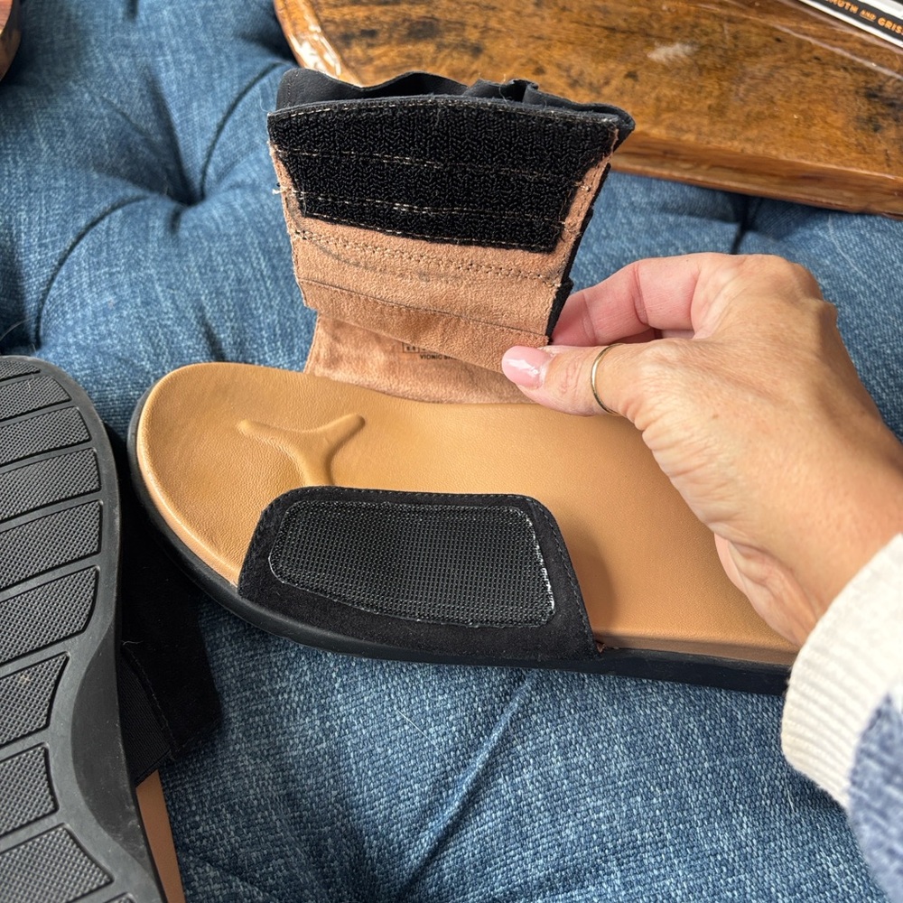 Vionic Roni Sandals size 8.5 - Picture 4 of 8
